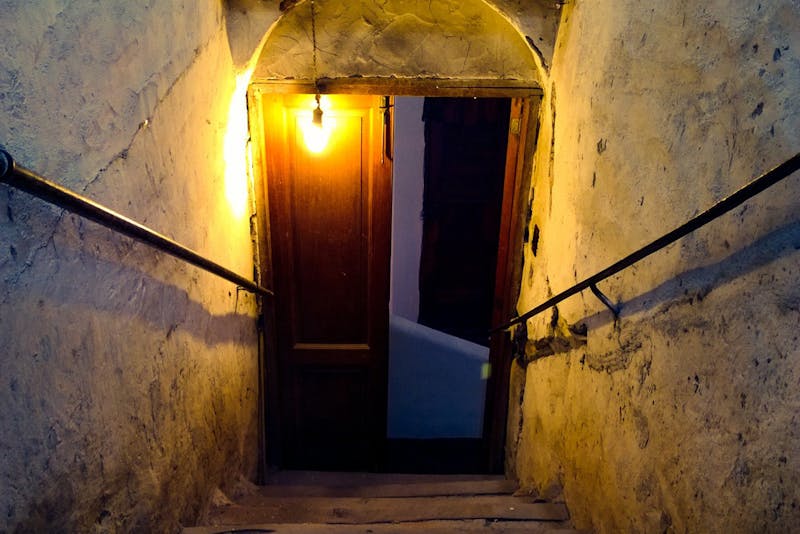 stairs leading to the basement